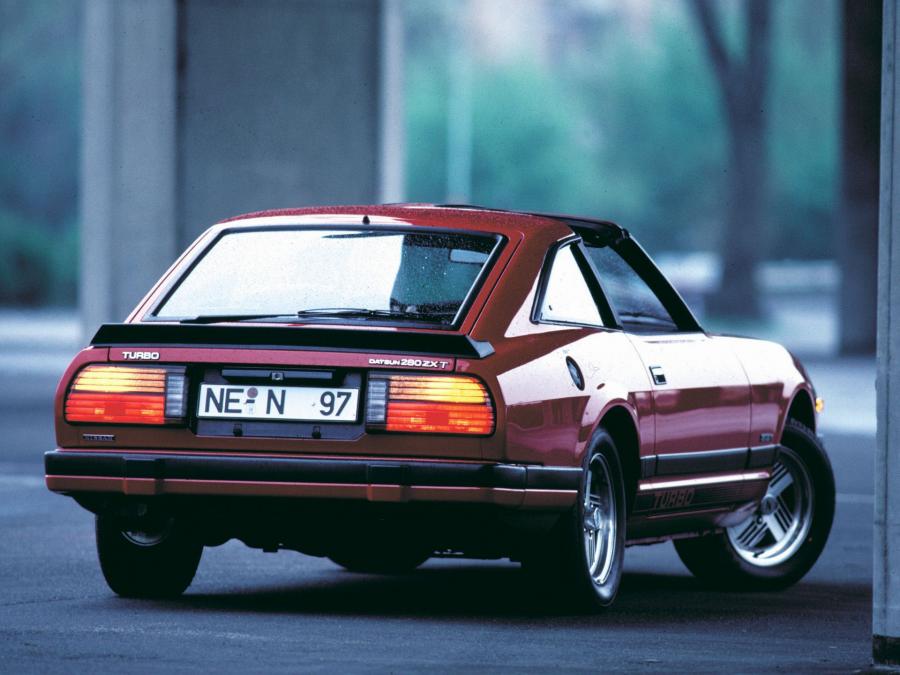  Datsun 280ZX 2by2 T-Roof 1980 года  (фото 5 из 6)